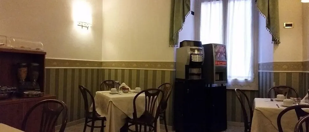 Hotel Teti Rom