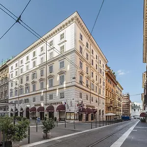 Hotel California, Roma