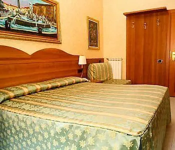 Hotel Teti Rome 2*,