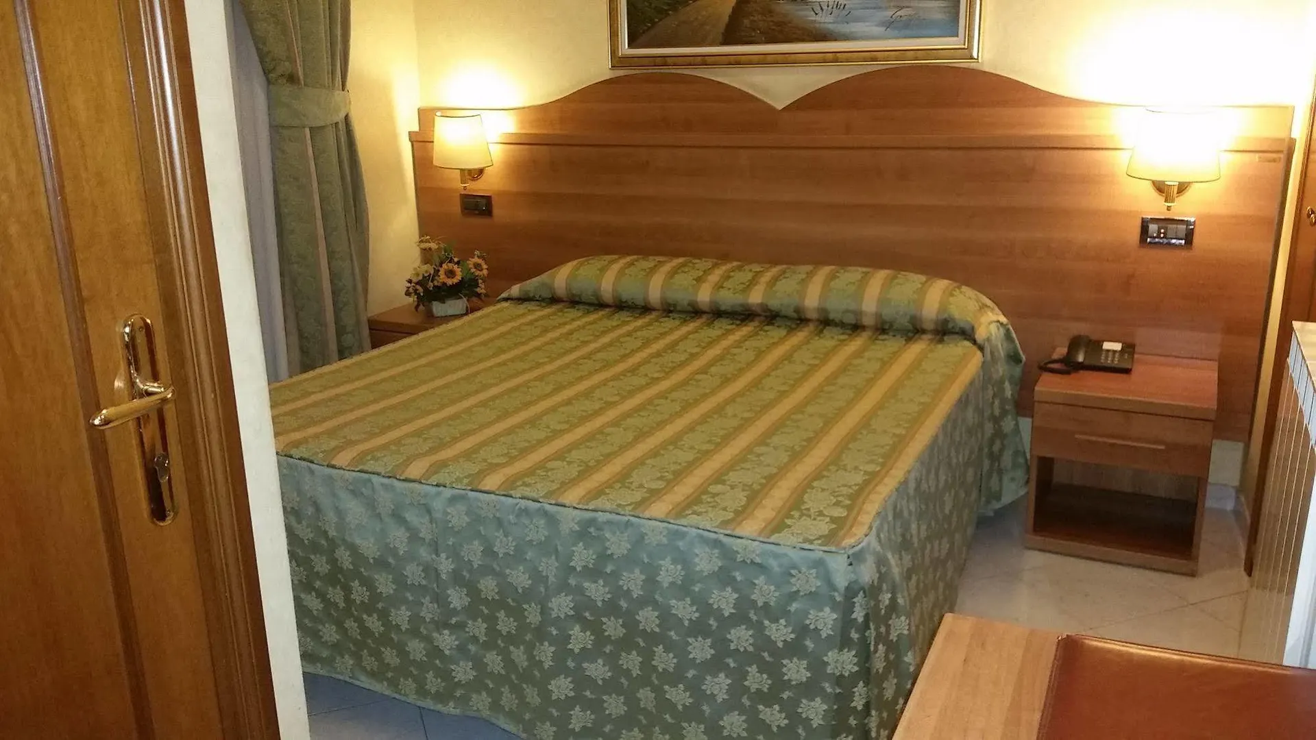 Hotel Teti Rome 2*,  Italy